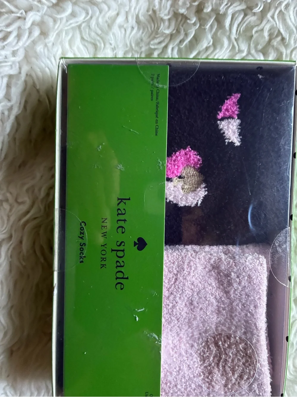 Kate Spade Pink Hearts Crew Cozy Socks Gift Box Women’s One Size